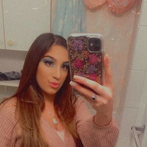 Meet your Posher, Jasmin